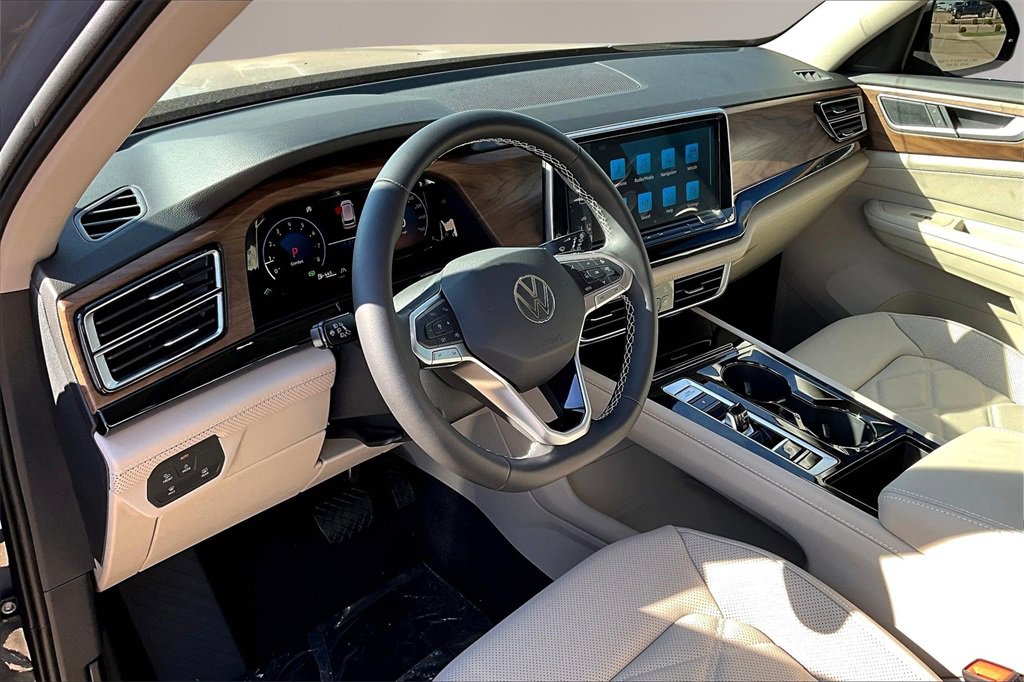 New 2026 Volkswagen Atlas SE image 7