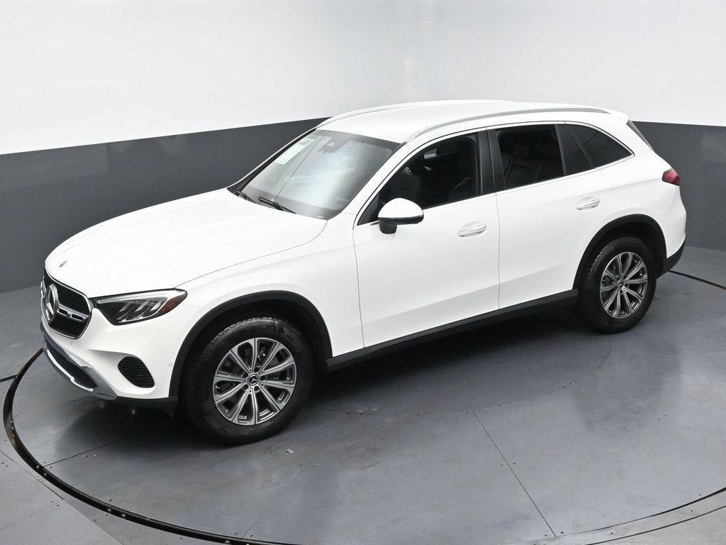 Used 2024 Mercedes-Benz GLC 300 4MATIC image 43