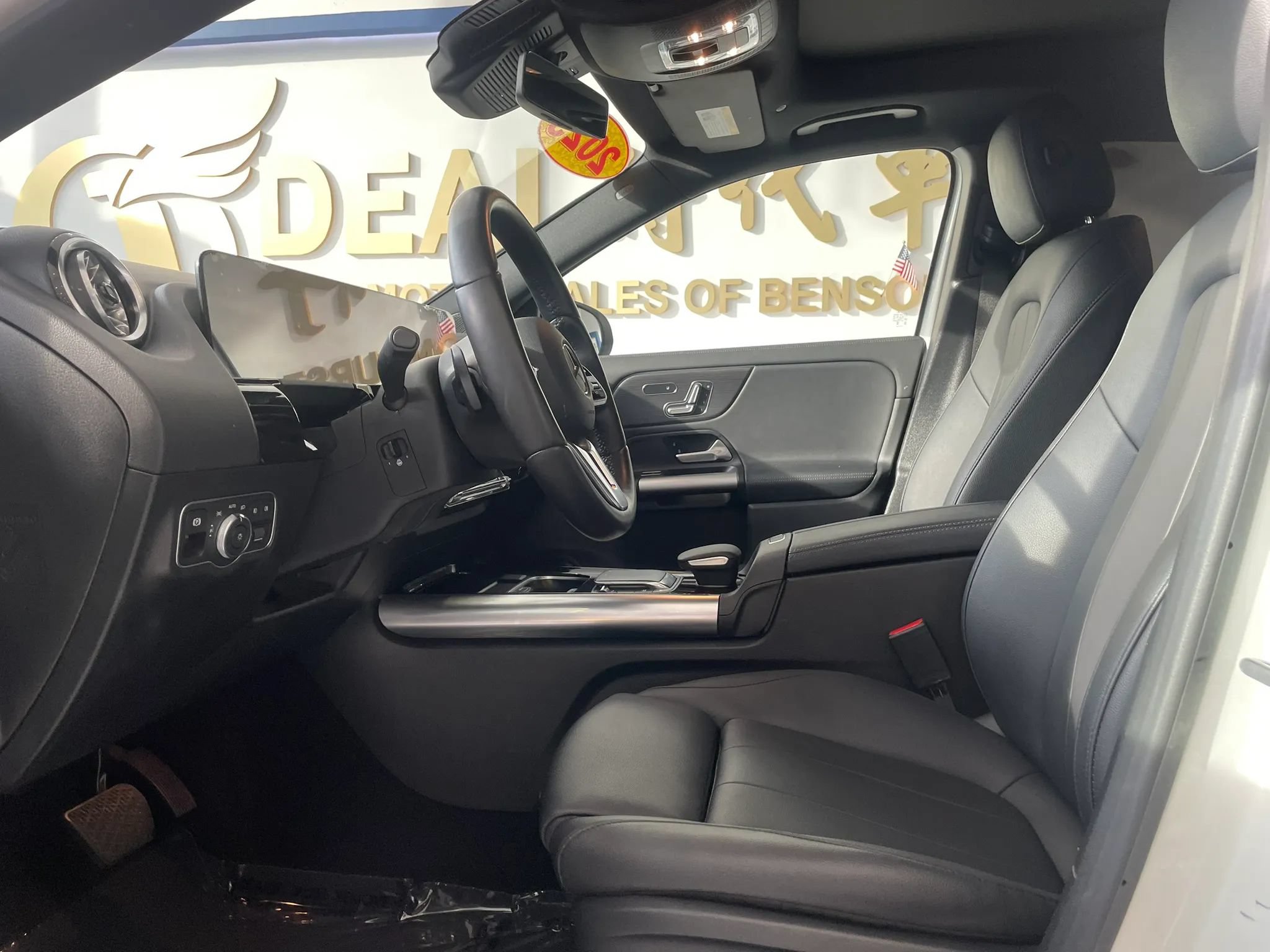 Used 2023 Mercedes-Benz GLA 250 4MATIC image 9