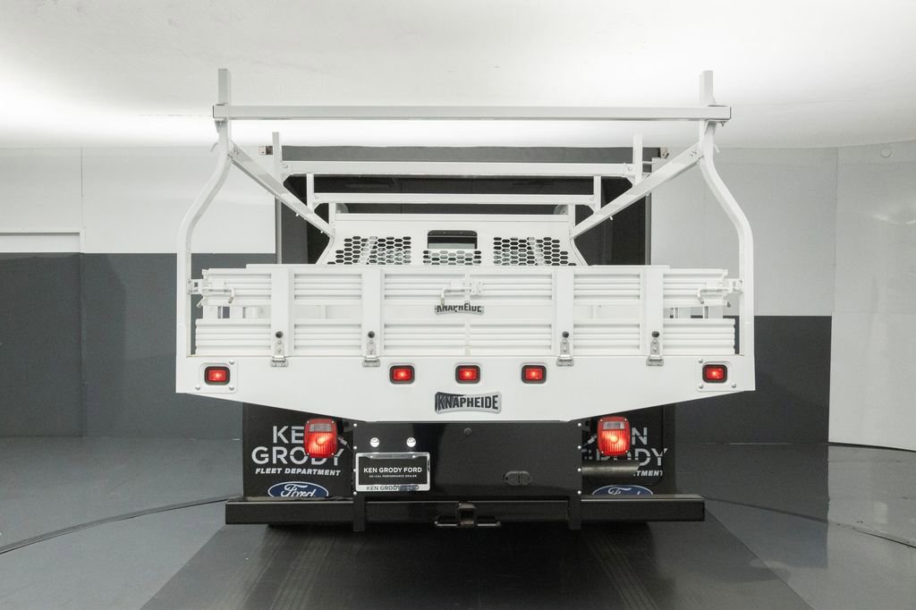 New 2025 Ford F450 XL RWD image 8