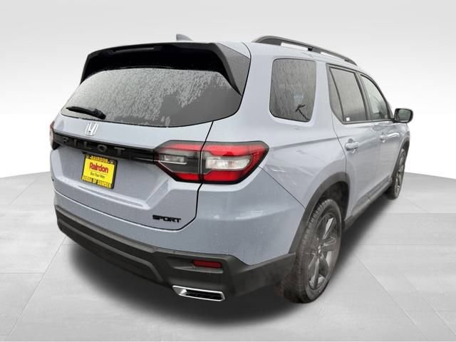 New 2025 Honda Pilot Sport image 7
