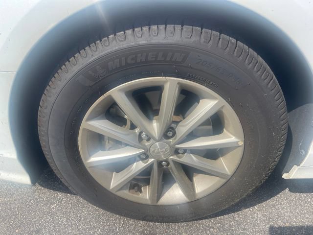 Used 2019 Hyundai Sonata SE FWD image 13