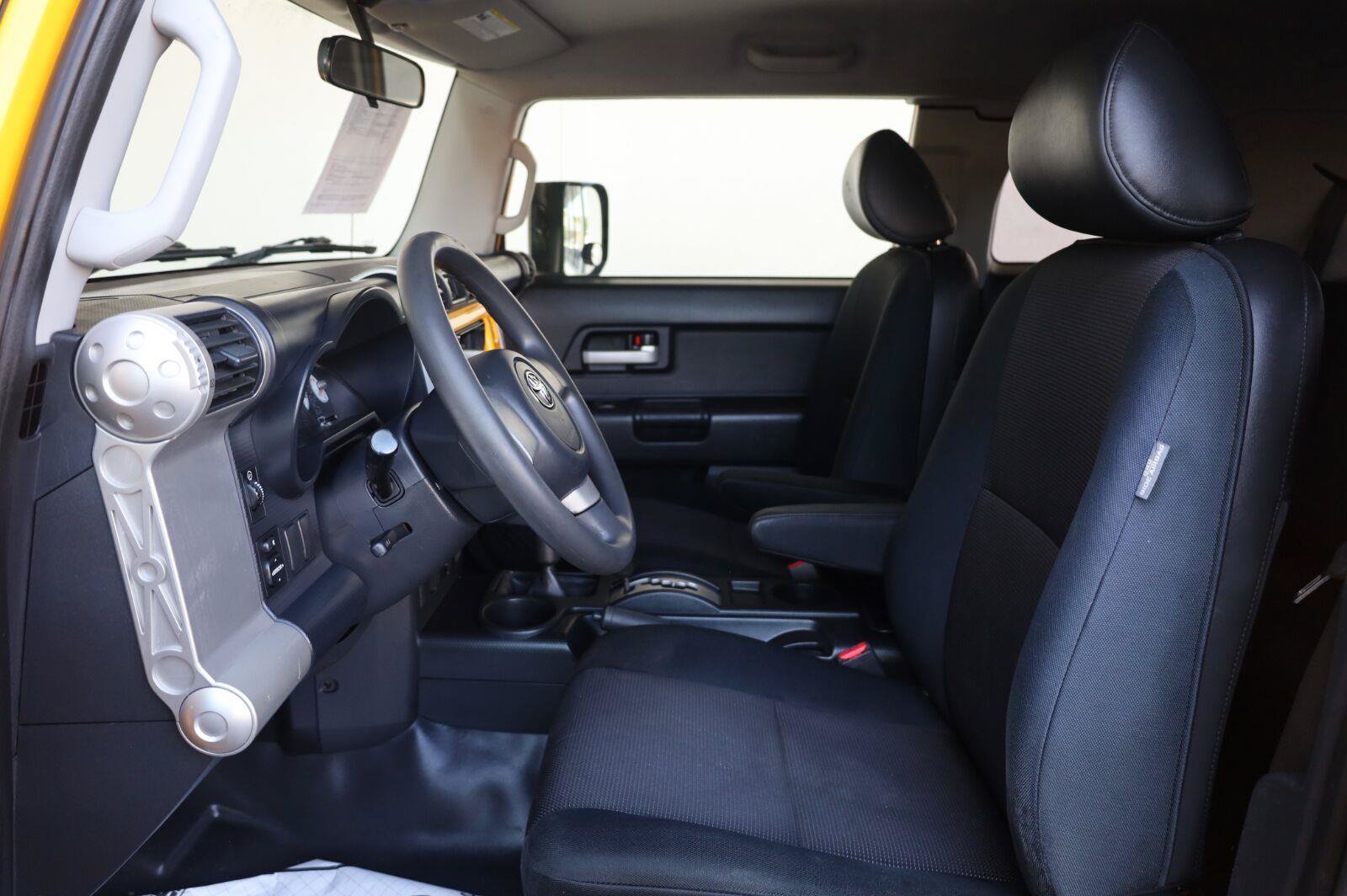 Used 2007 Toyota FJ Cruiser 4WD image 14