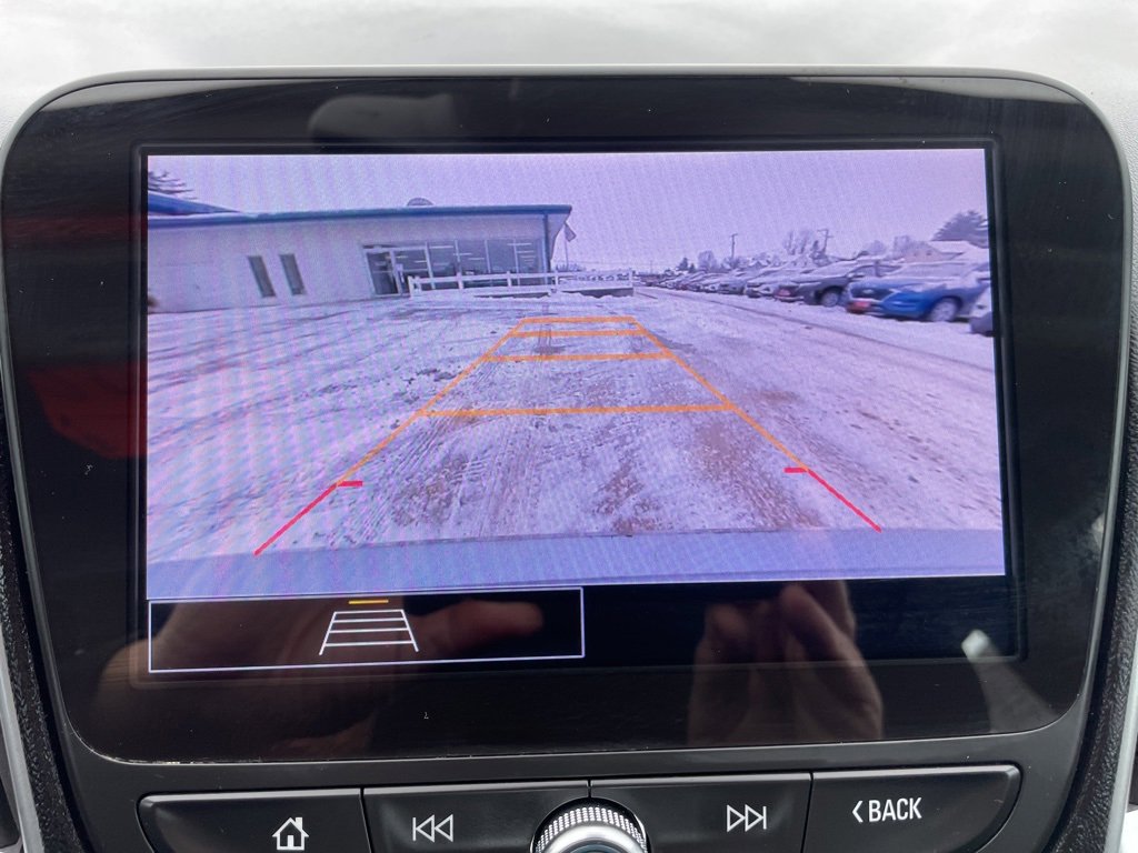 Used 2024 Chevrolet Malibu LT image 10