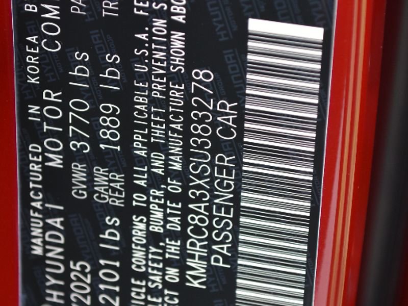 New 2025 Hyundai Venue Limited image 23