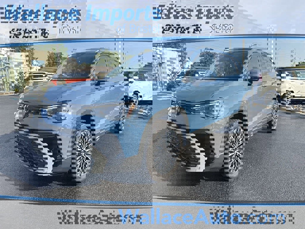 New 2025 Volkswagen Taos SE