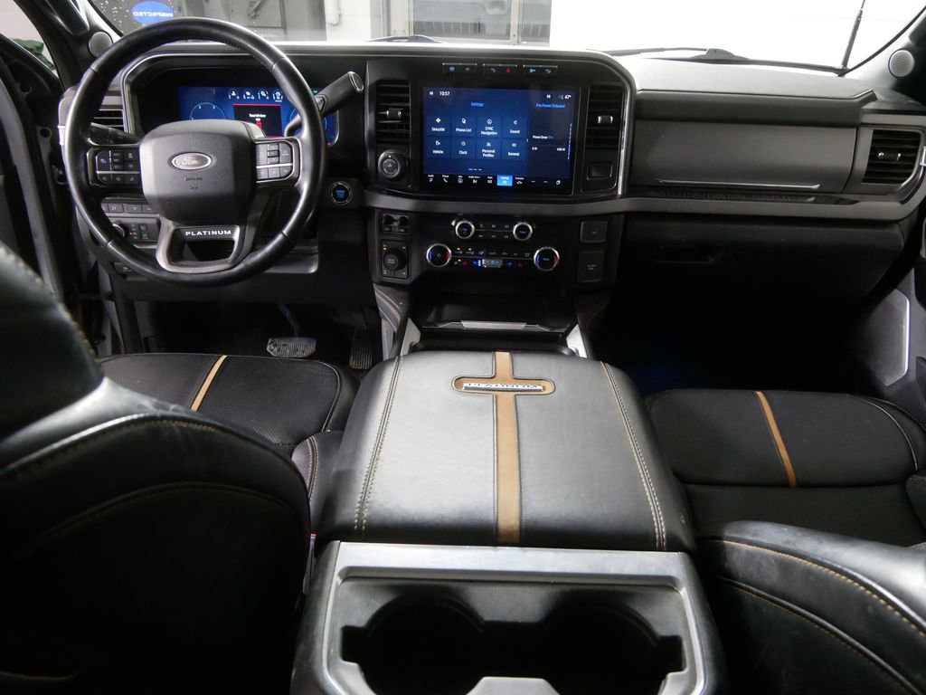 Used 2024 Ford F350 Platinum w/ FX4 Off-Road Package image 22
