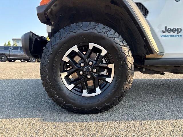 Used 2024 Jeep Wrangler Unlimited Rubicon 4xe AWD/4WD image 16