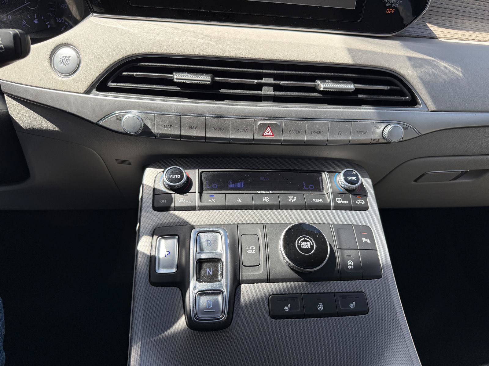 Used 2022 Hyundai Palisade SEL w/ Premium Package FWD image 21