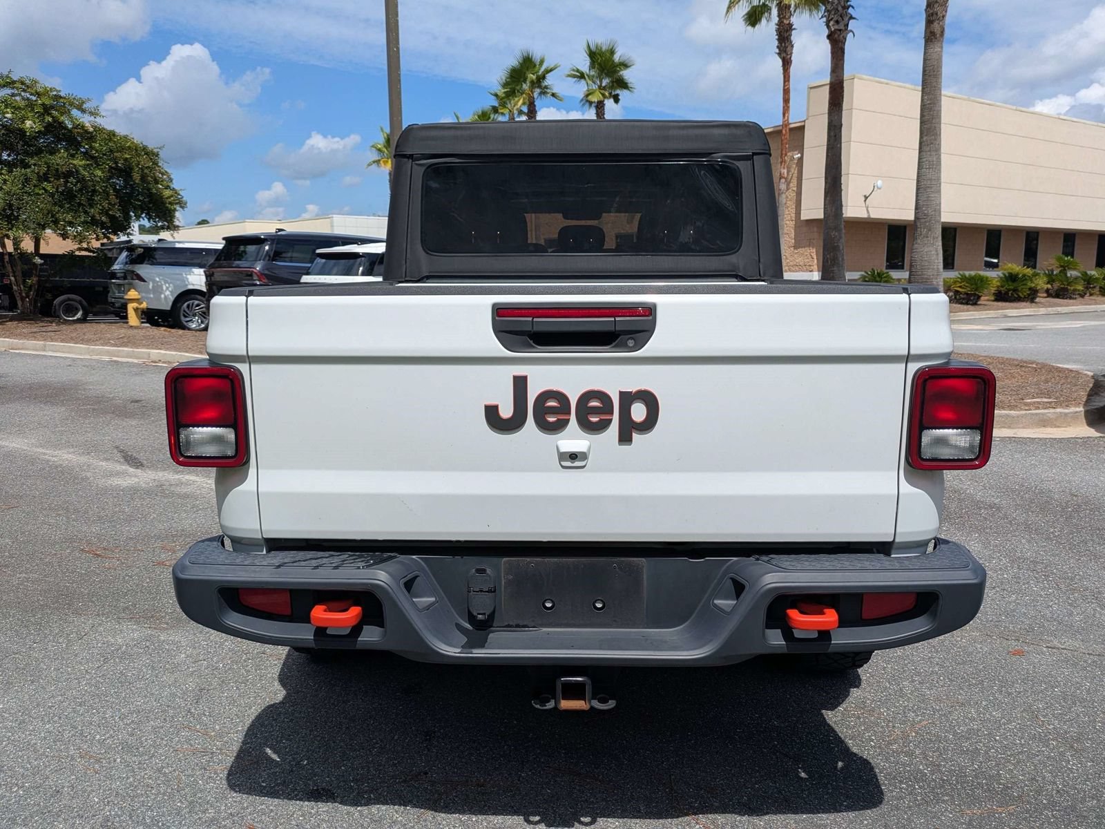 Used 2023 Jeep Gladiator Mojave w/ Trailer Tow Package AWD/4WD image 6