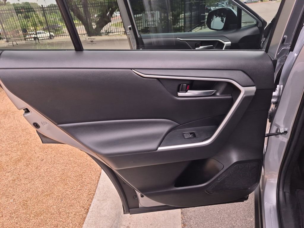 Used 2023 Toyota RAV4 XLE w/ Convenience Package FWD image 32