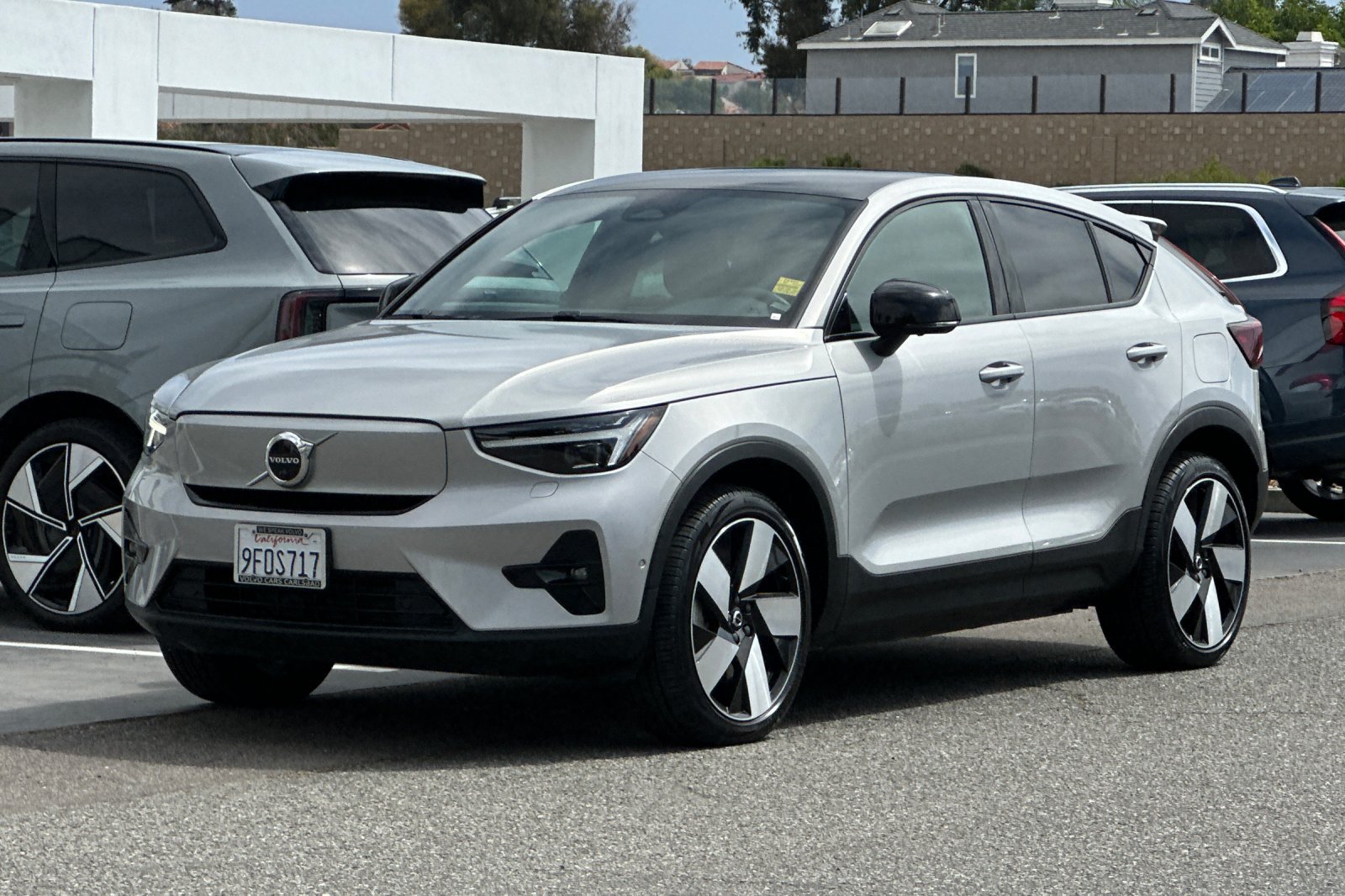 Certified 2023 Volvo C40 P8 Recharge Ultimate w/ Protection Package Premier AWD/4WD image 8