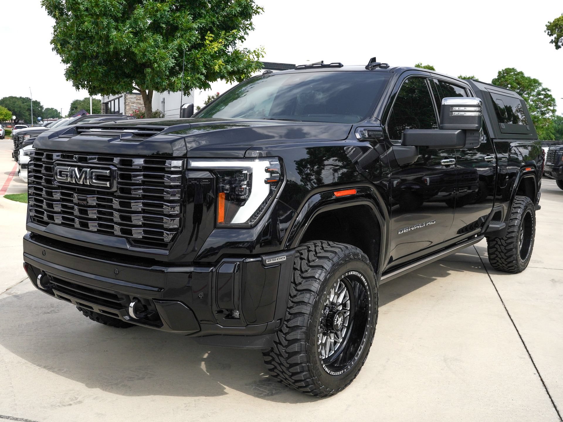 Used 2026 GMC Sierra 2500 Denali Ultimate AWD/4WD image 8