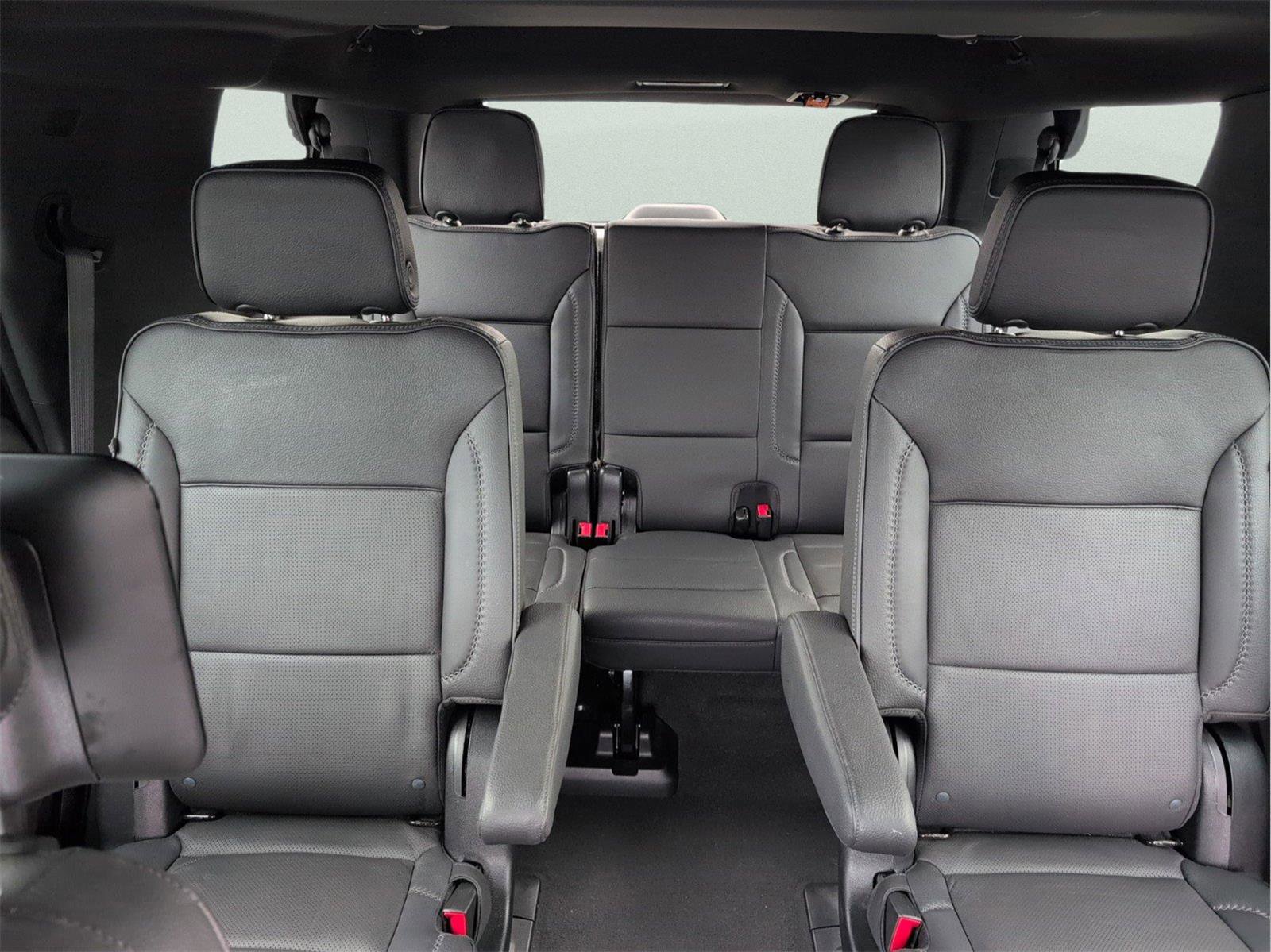 Used 2023 GMC Yukon Denali w/ Denali Reserve Package AWD/4WD image 28