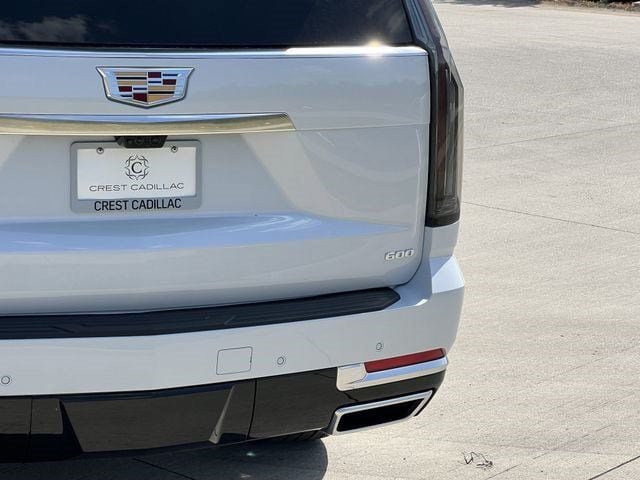 New 2026 Cadillac Escalade ESV Platinum Luxury AWD/4WD image 7
