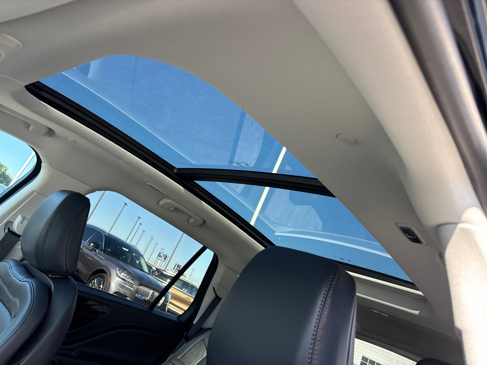 New 2025 Lincoln Aviator Reserve w/ Illumination Package image 27