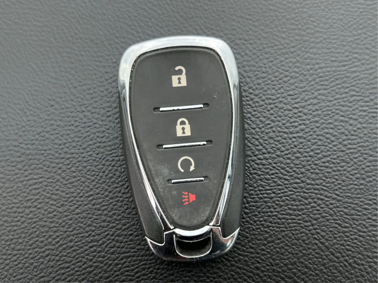 Used 2020 Chevrolet Trax LT w/ Driver Confidence Package FWD image 33