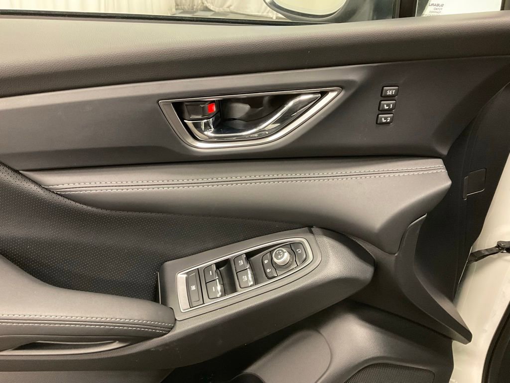 New 2026 Subaru Ascent Limited image 9