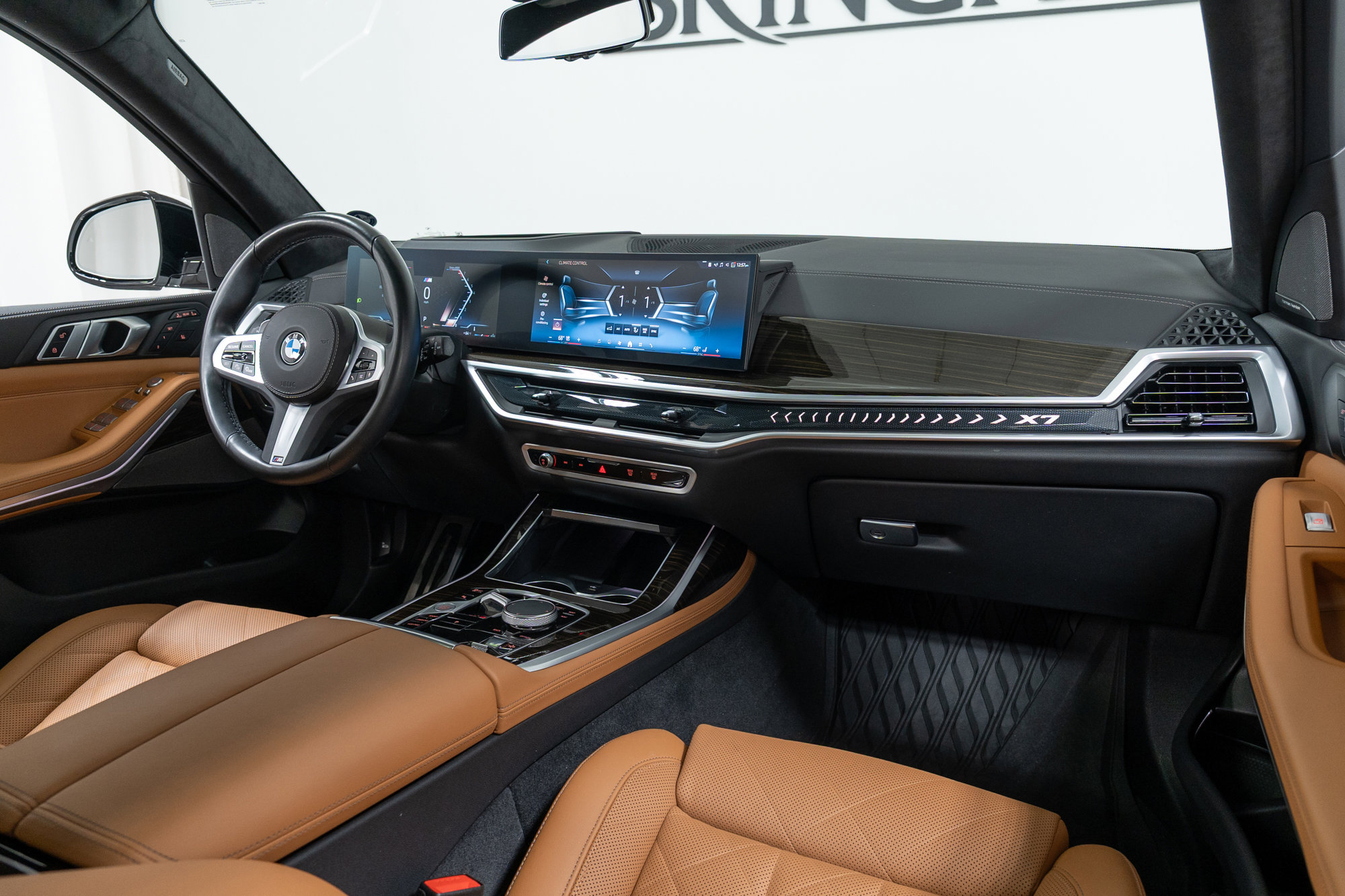 Certified 2024 BMW X7 xDrive40i w/ M Sport Package image 14