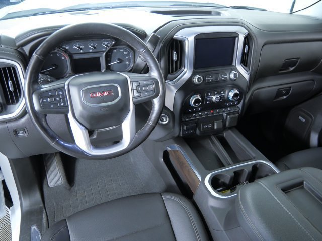 Used 2022 GMC Sierra 1500 SLT w/ SLT Premium Plus Package AWD/4WD image 3