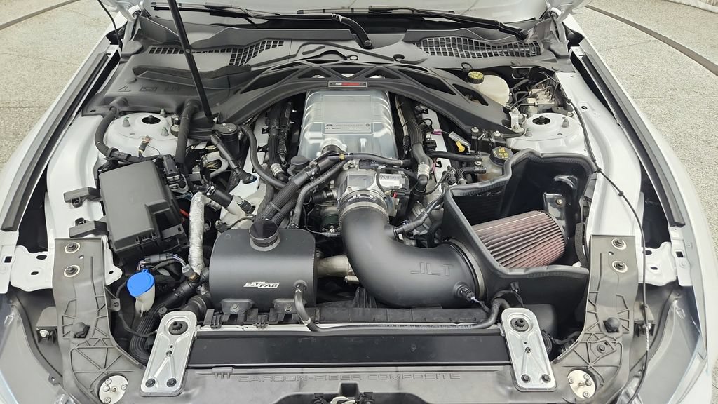 Used 2020 Ford Mustang Shelby GT500 w/ Technology Package RWD image 67