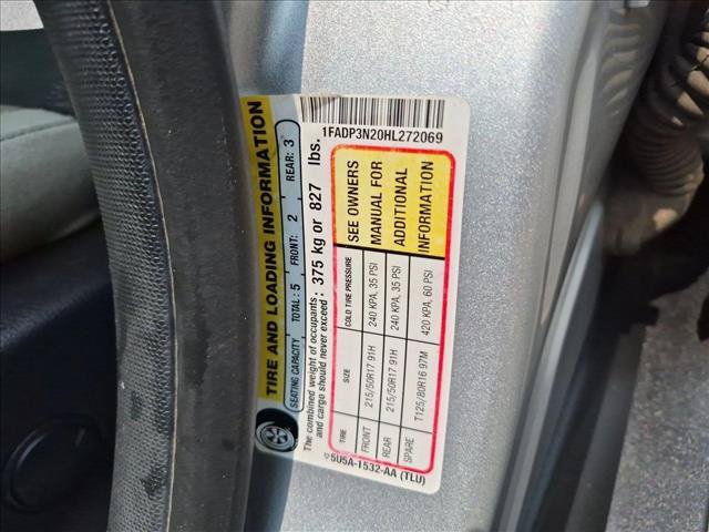 Used 2017 Ford Focus Titanium FWD image 24