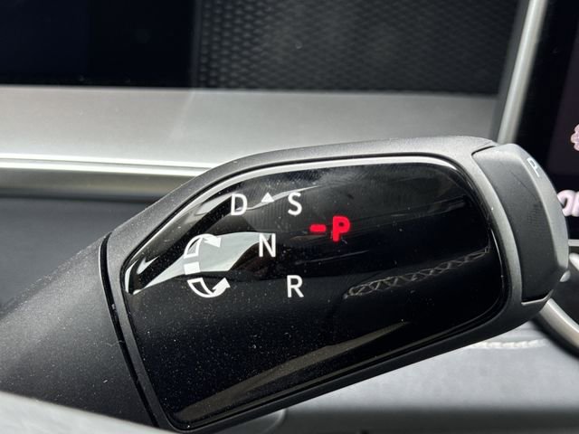 New 2026 Volkswagen Tiguan SE FWD image 15