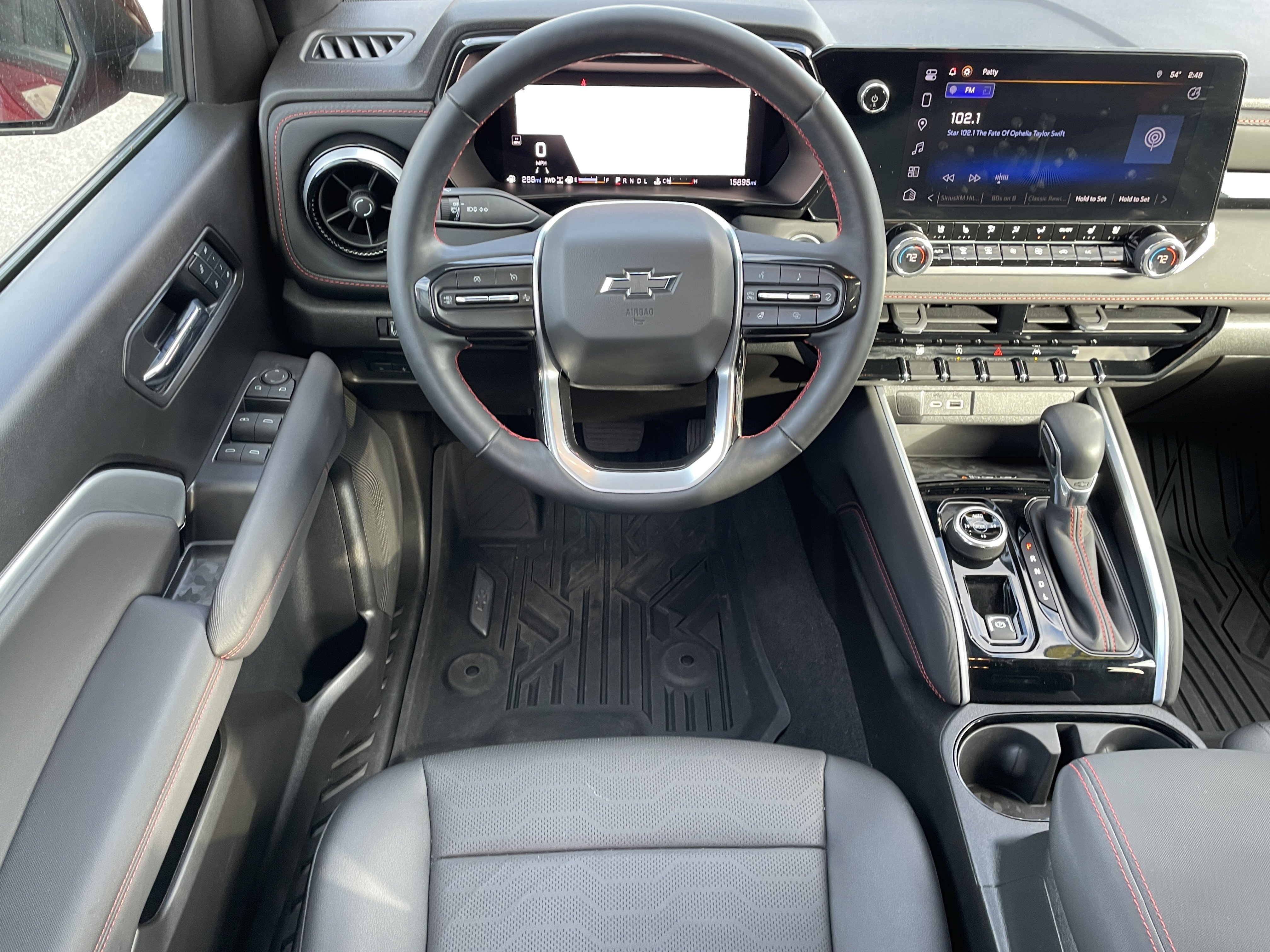 Used 2024 Chevrolet Colorado Z71 w/ Z71 Convenience Package 2 image 19