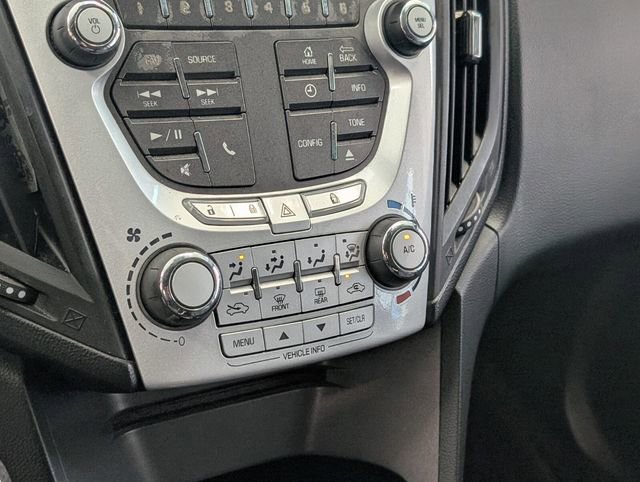 Used 2015 Chevrolet Equinox LT w/ Driver Convenience Package FWD image 17