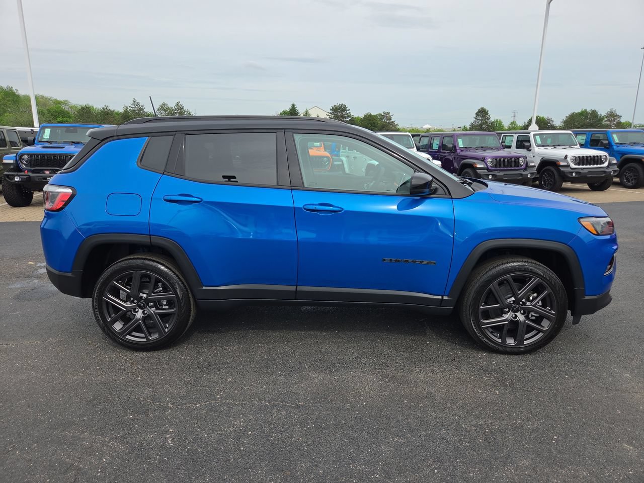 New 2026 Jeep Compass Limited AWD/4WD image 8