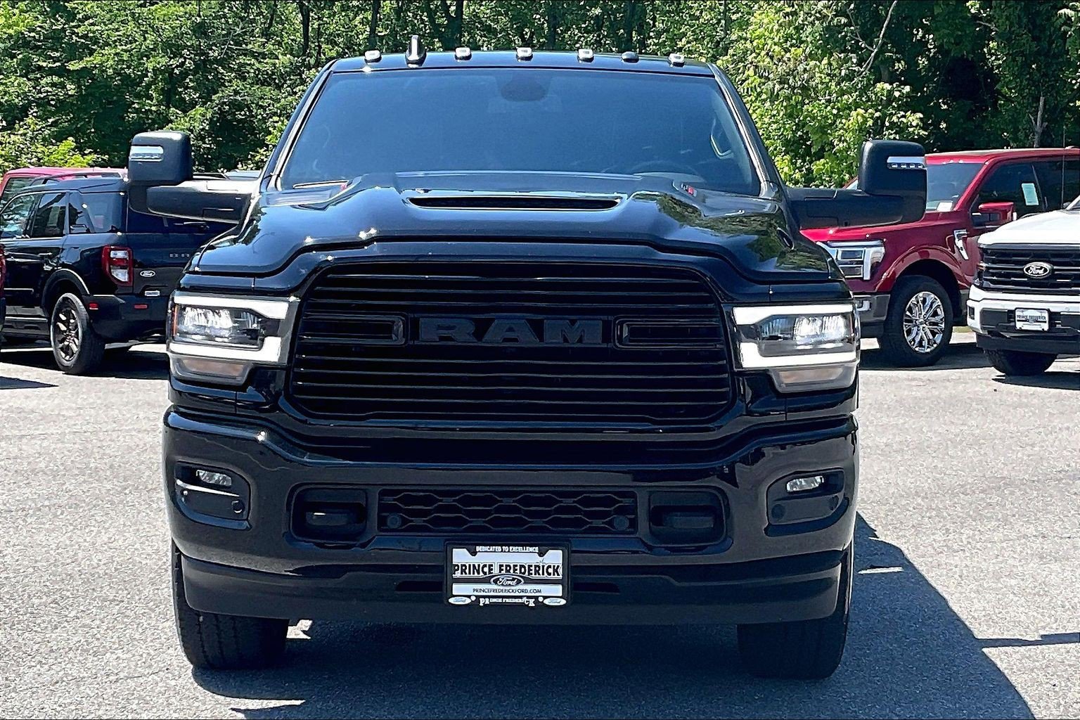 Used 2023 RAM 2500 Laramie AWD/4WD image 2