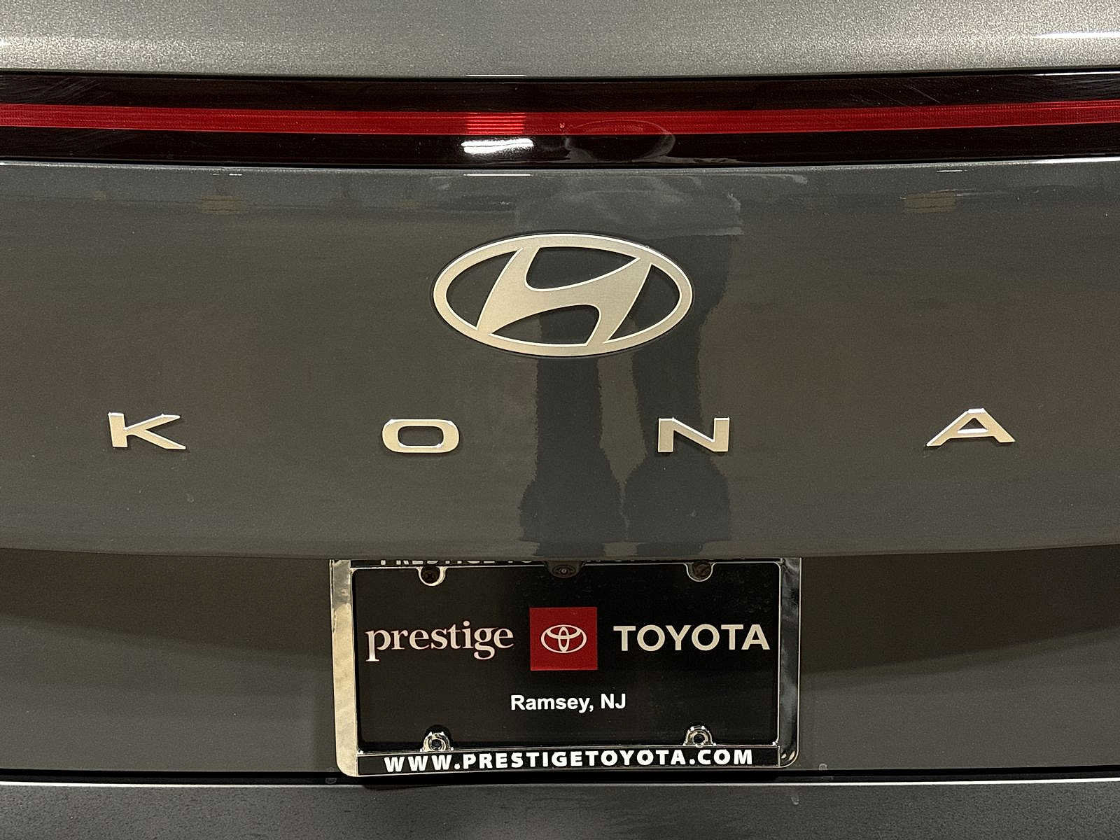 Used 2026 Hyundai Kona Limited image 28