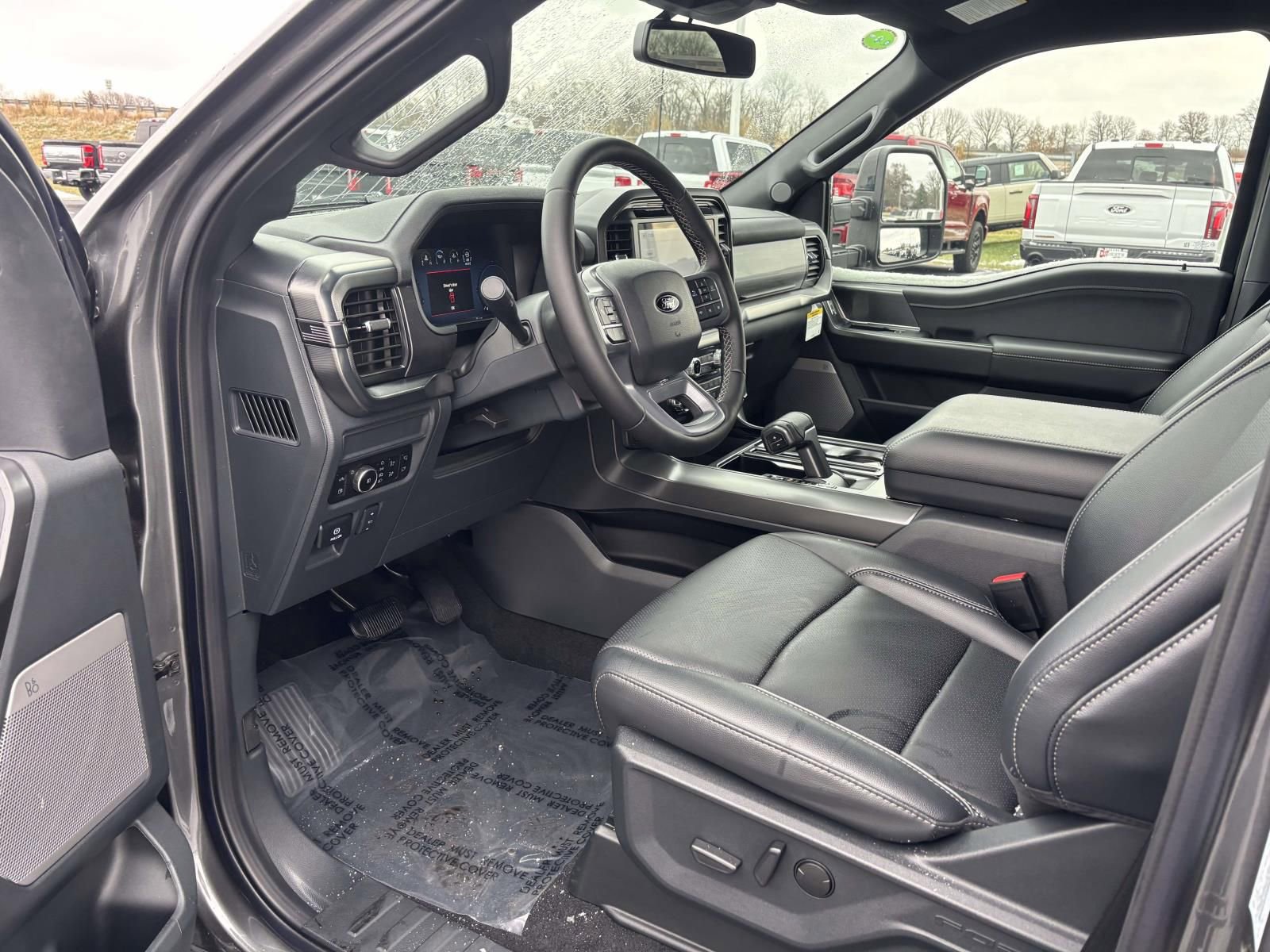 New 2025 Ford F150 Lariat w/ Equipment Group 501A Mid image 25