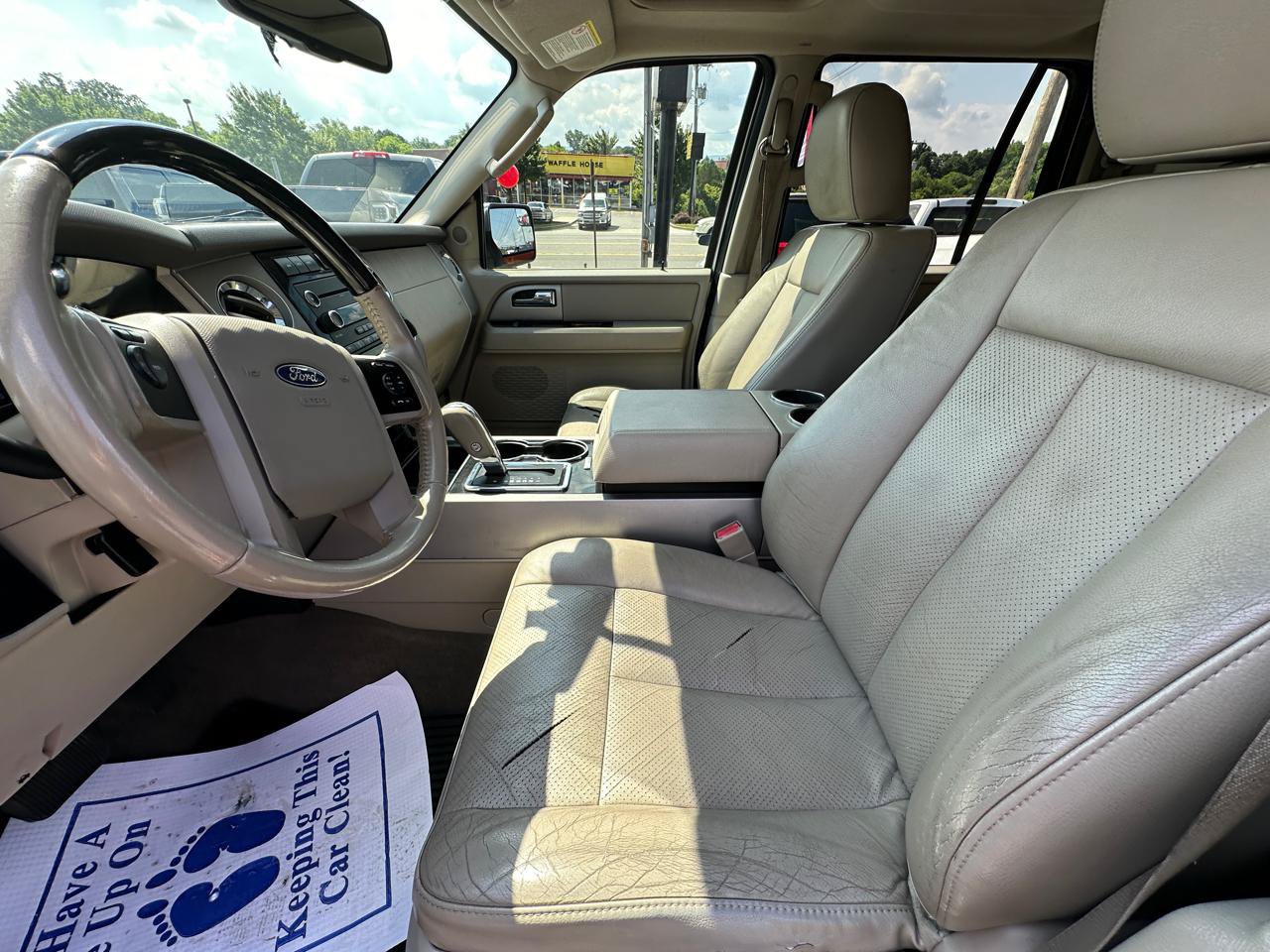 Used 2012 Ford Expedition Limited AWD/4WD image 13