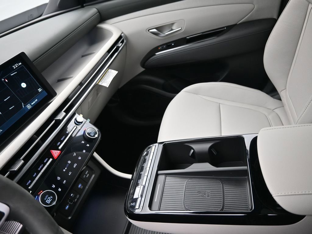 New 2026 Hyundai Tucson Limited image 17