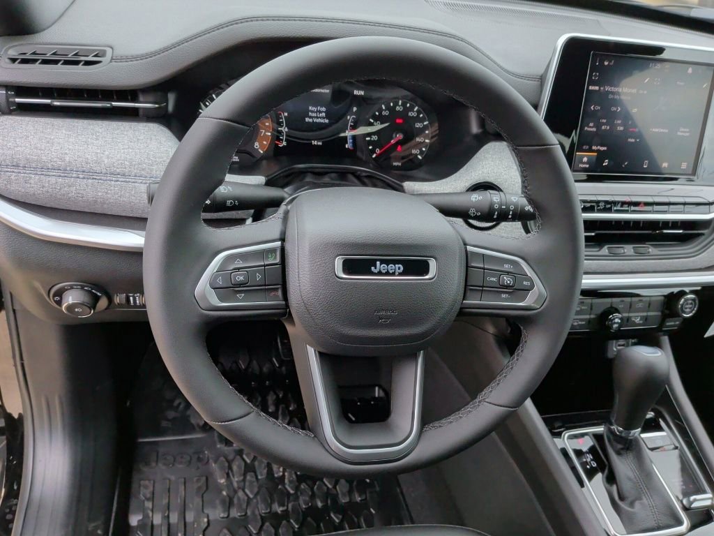 New 2026 Jeep Compass Latitude AWD/4WD image 16