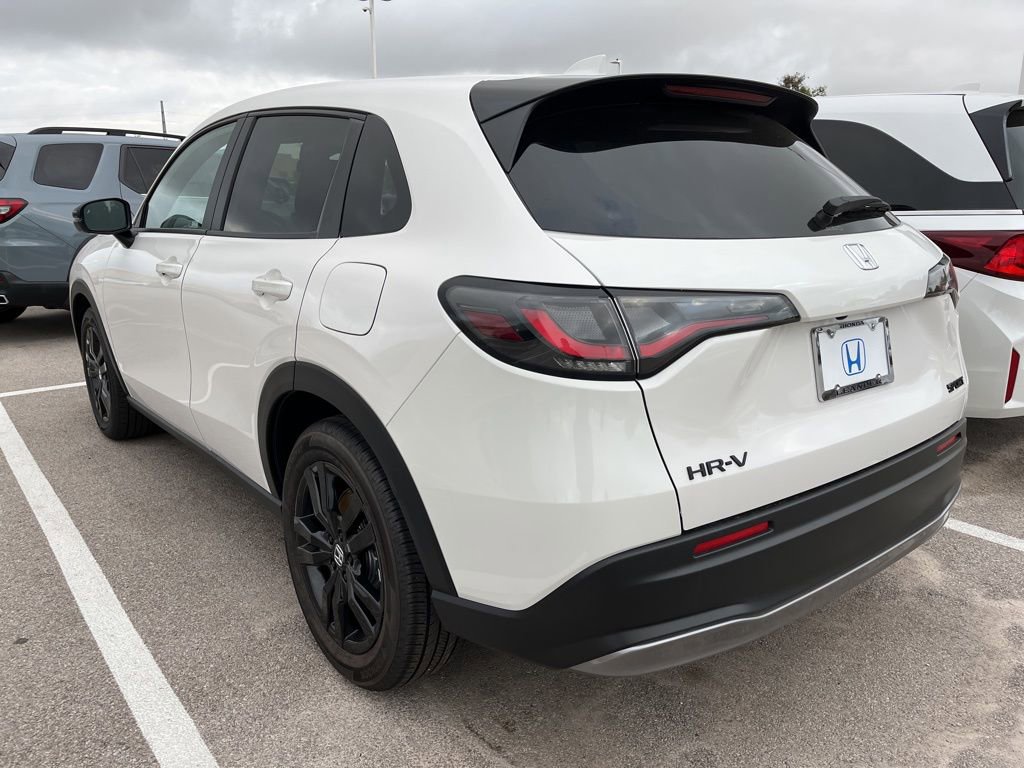 Certified 2026 Honda HR-V Sport image 4
