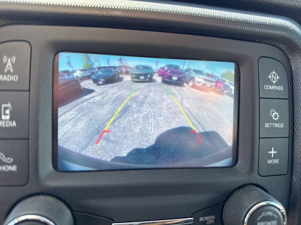 Used 2019 Jeep Wrangler Sport AWD/4WD image 19