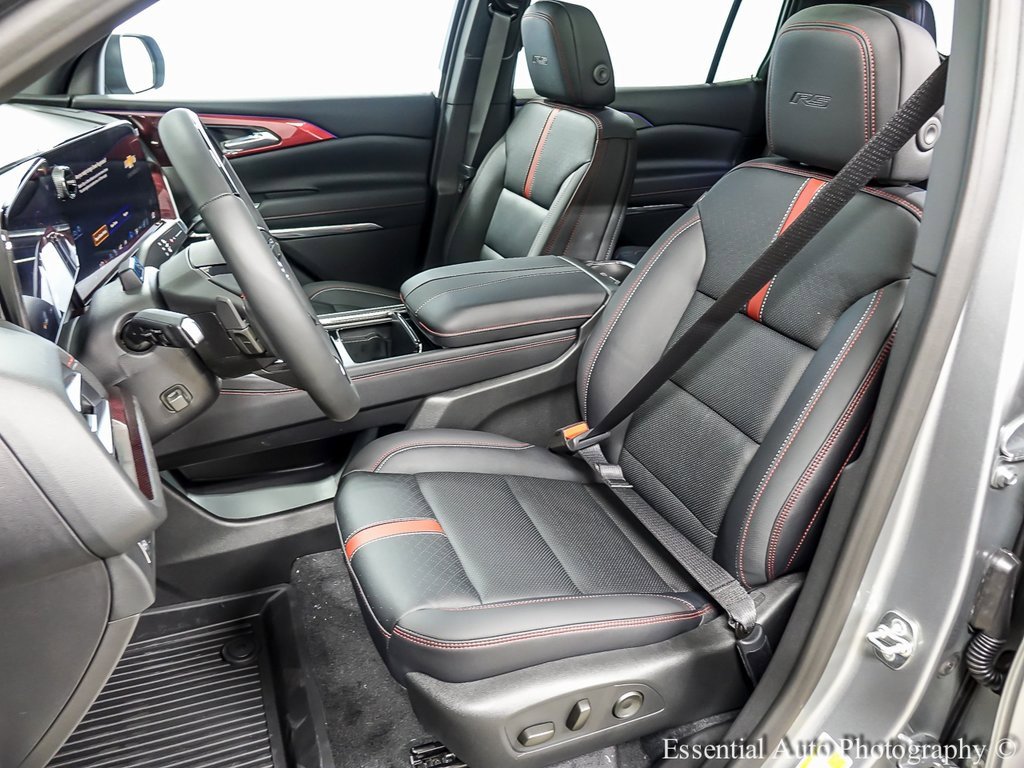 New 2026 Chevrolet Traverse RS w/ LPO, Floor Liner Package image 11