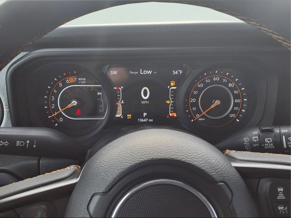 Used 2024 Jeep Wrangler Sport S image 15