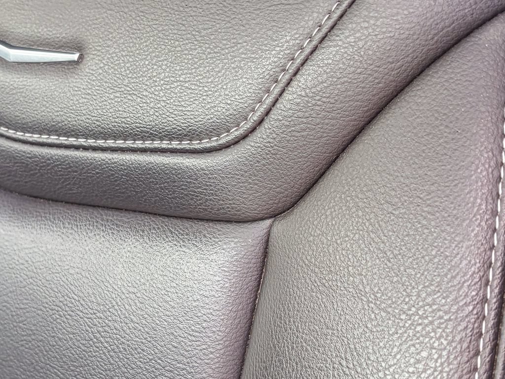 Certified 2023 Cadillac XT5 Luxury w/ LPO, Floor Liner Package FWD image 53