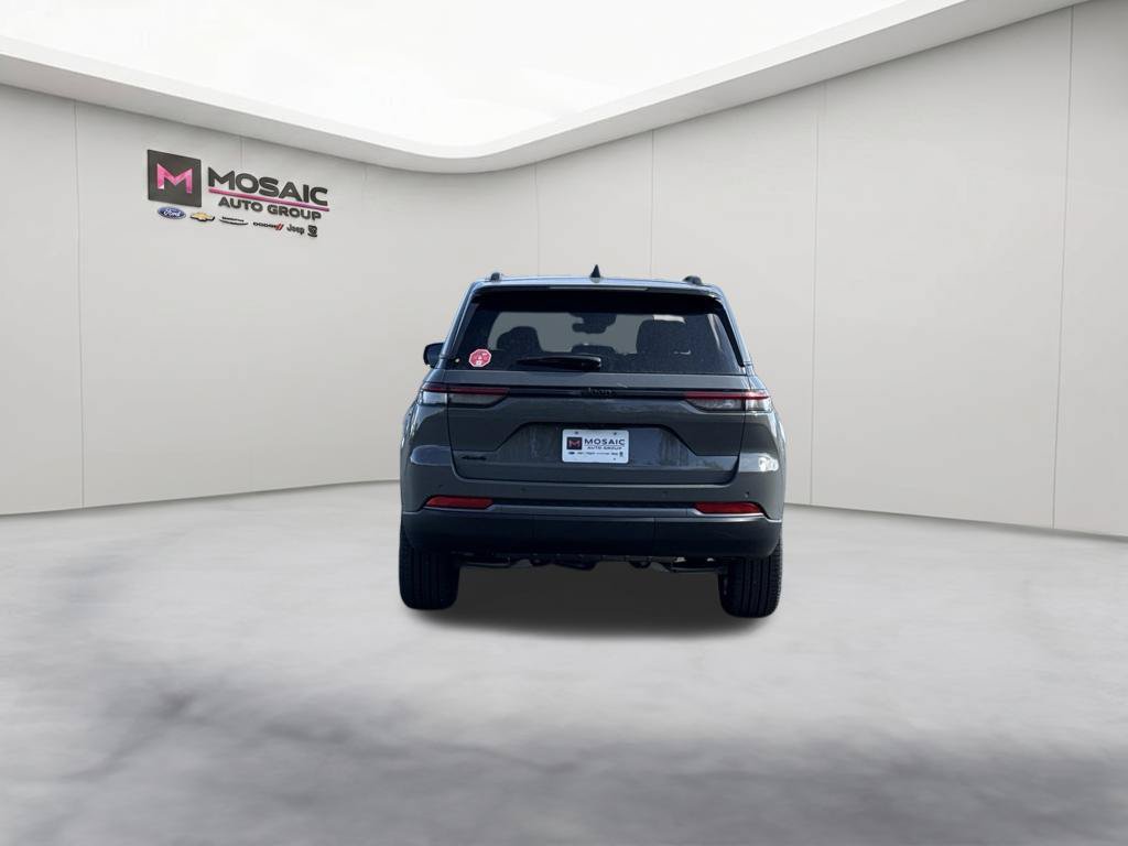 New 2027 Jeep Grand Cherokee Limited AWD/4WD image 7