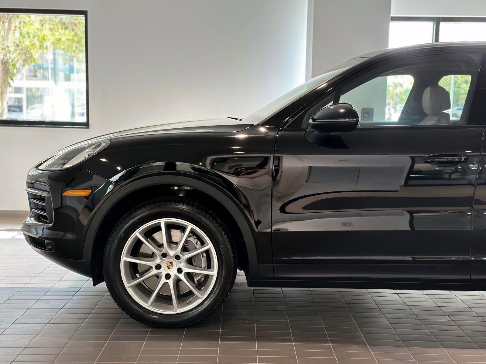 Certified 2021 Porsche Cayenne image 11