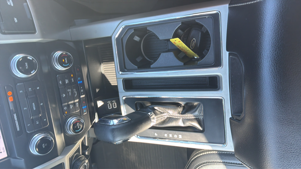 Used 2019 Ford F150 Lariat w/ Equipment Group 502A Luxury AWD/4WD image 24