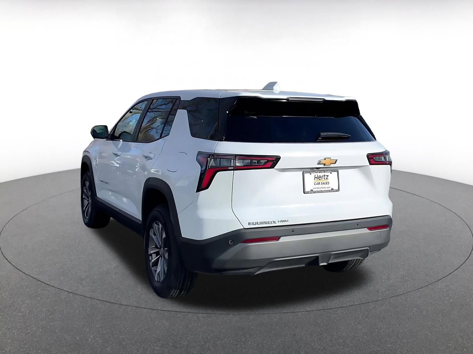 Used 2025 Chevrolet Equinox LT image 11