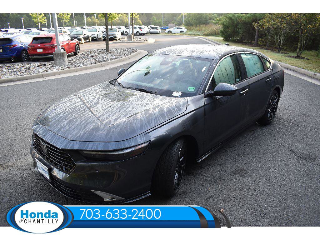 New 2025 Honda Accord Hybrid Touring image 4