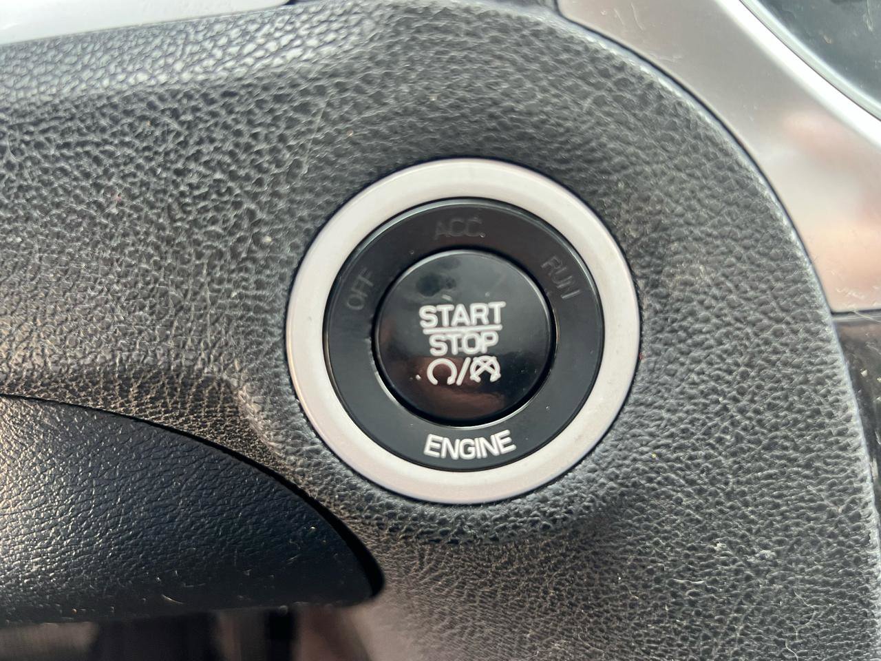 Used 2016 Chrysler 300 C AWD/4WD image 16