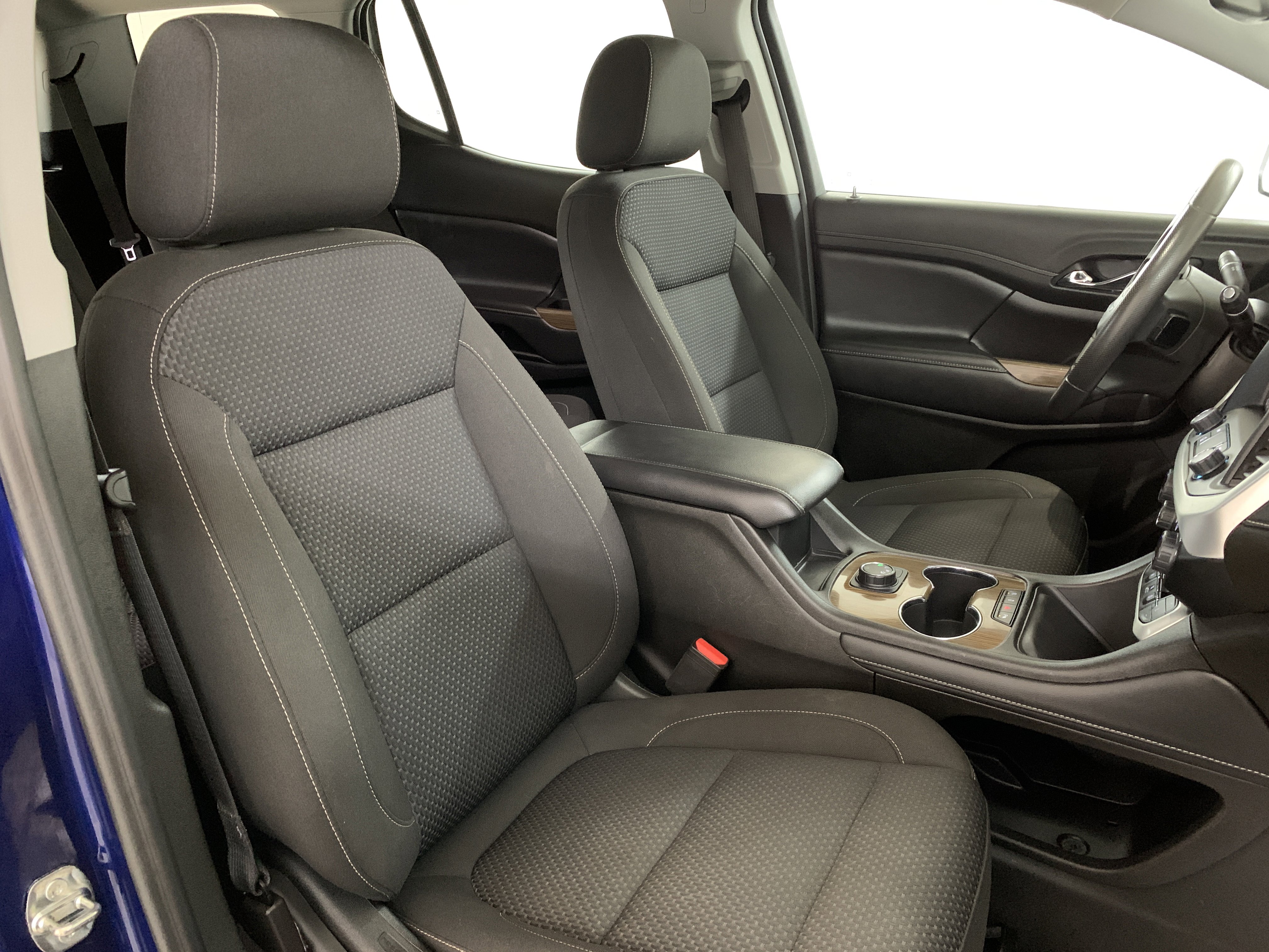 Used 2023 GMC Acadia SLE w/ Elevation Edition image 30