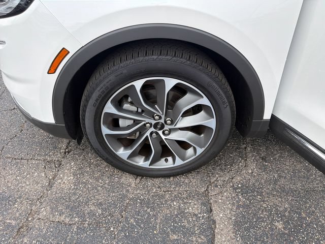 Certified 2023 Lincoln Nautilus Reserve AWD/4WD image 30