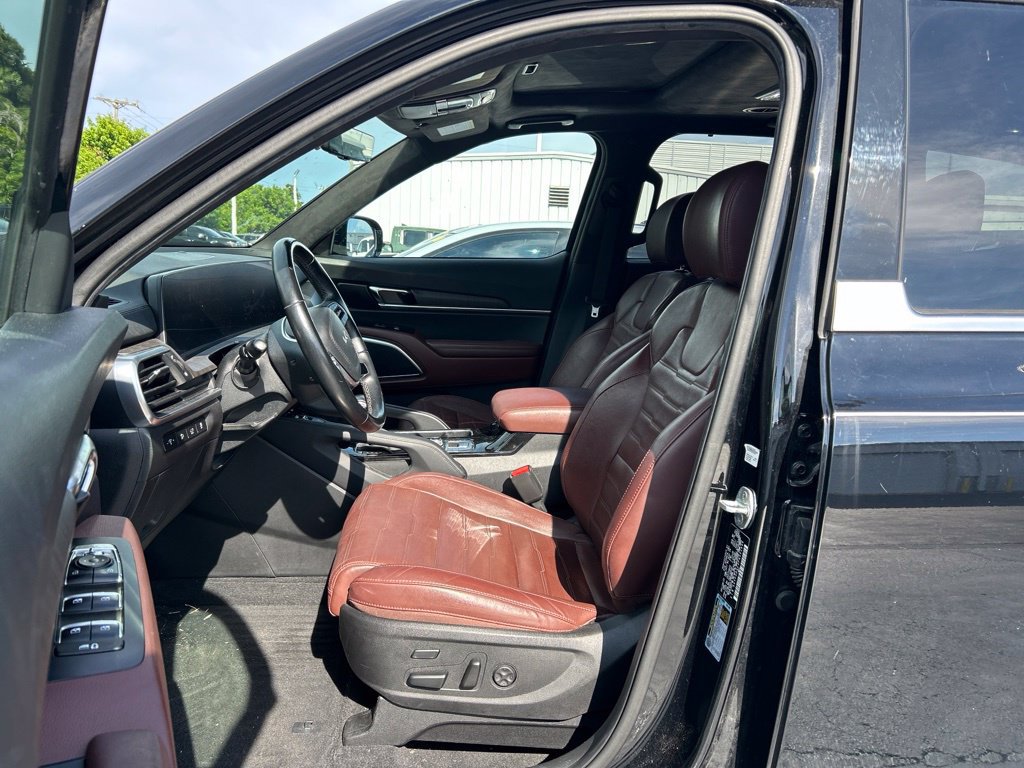 Used 2023 Kia Telluride SX Prestige AWD/4WD image 16